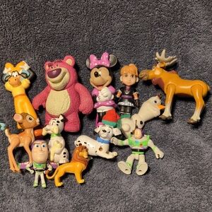 Disney Pixar Toy Story and Friends Action Figure Set